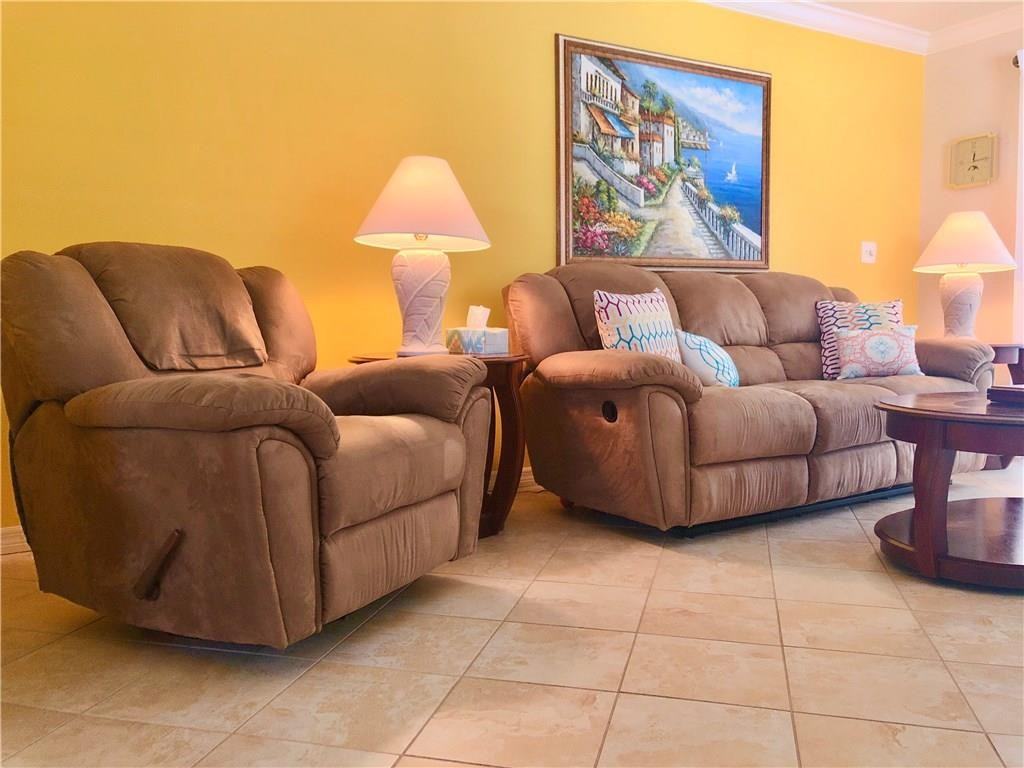 36 Pine Arbor Ln ##201 - Photo 7 of 14