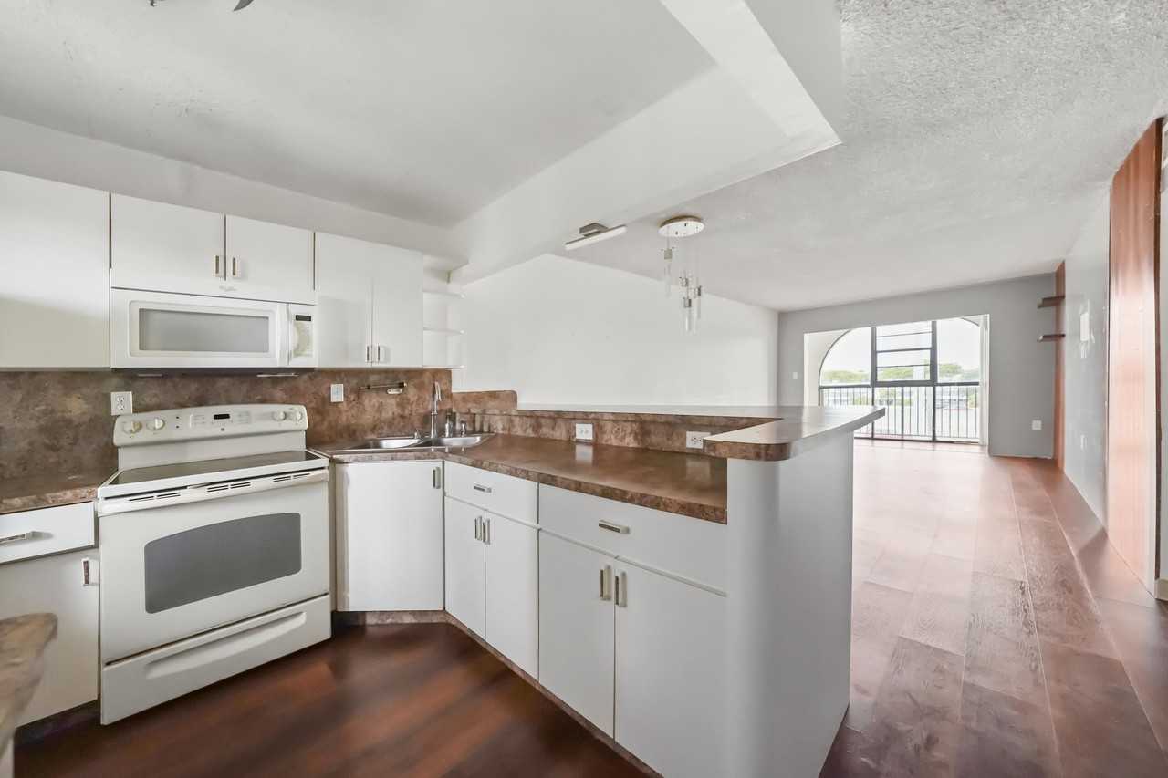 6215 W 20th Ave - Photo 6 of 13