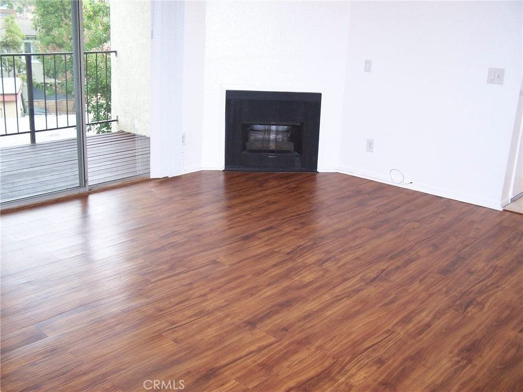 1048 S Idaho St - Photo 4 of 16