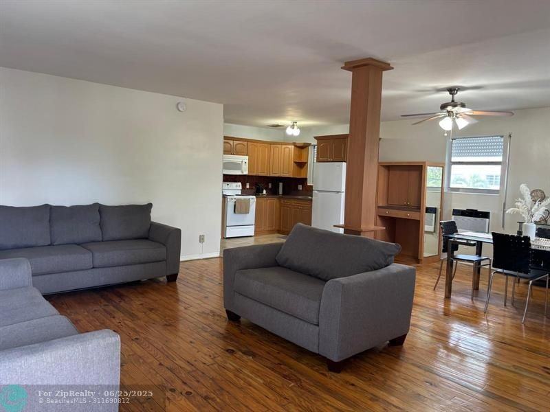 790 Ne 91st St - Photo 5 of 17