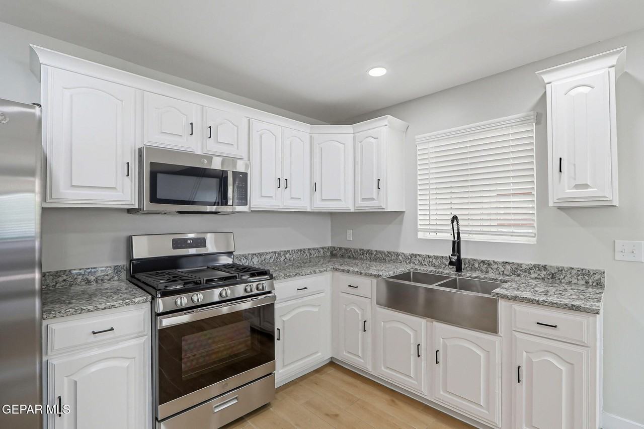 3408 Hixson St - Photo 6 of 22