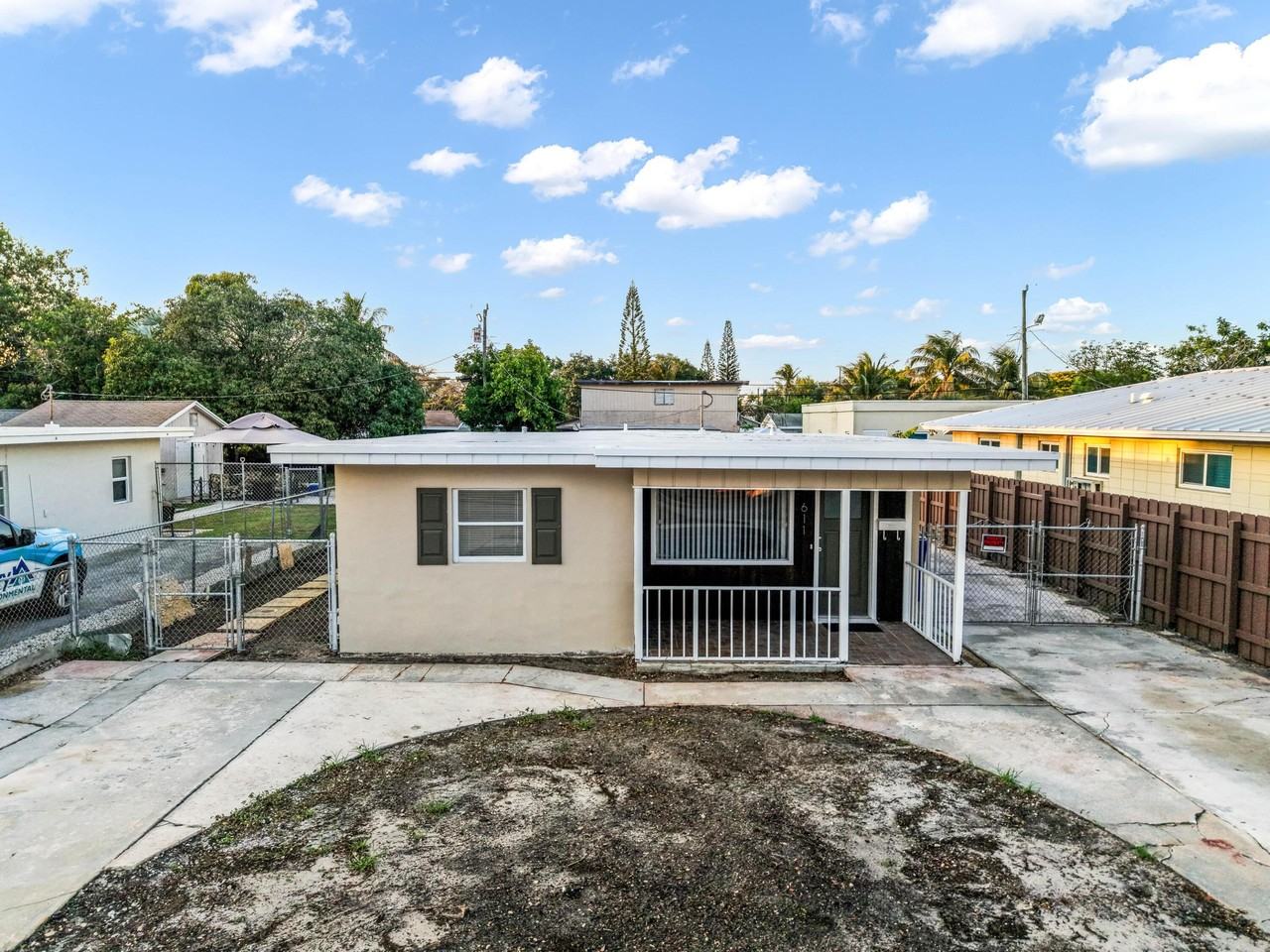 611 Ne 34th St