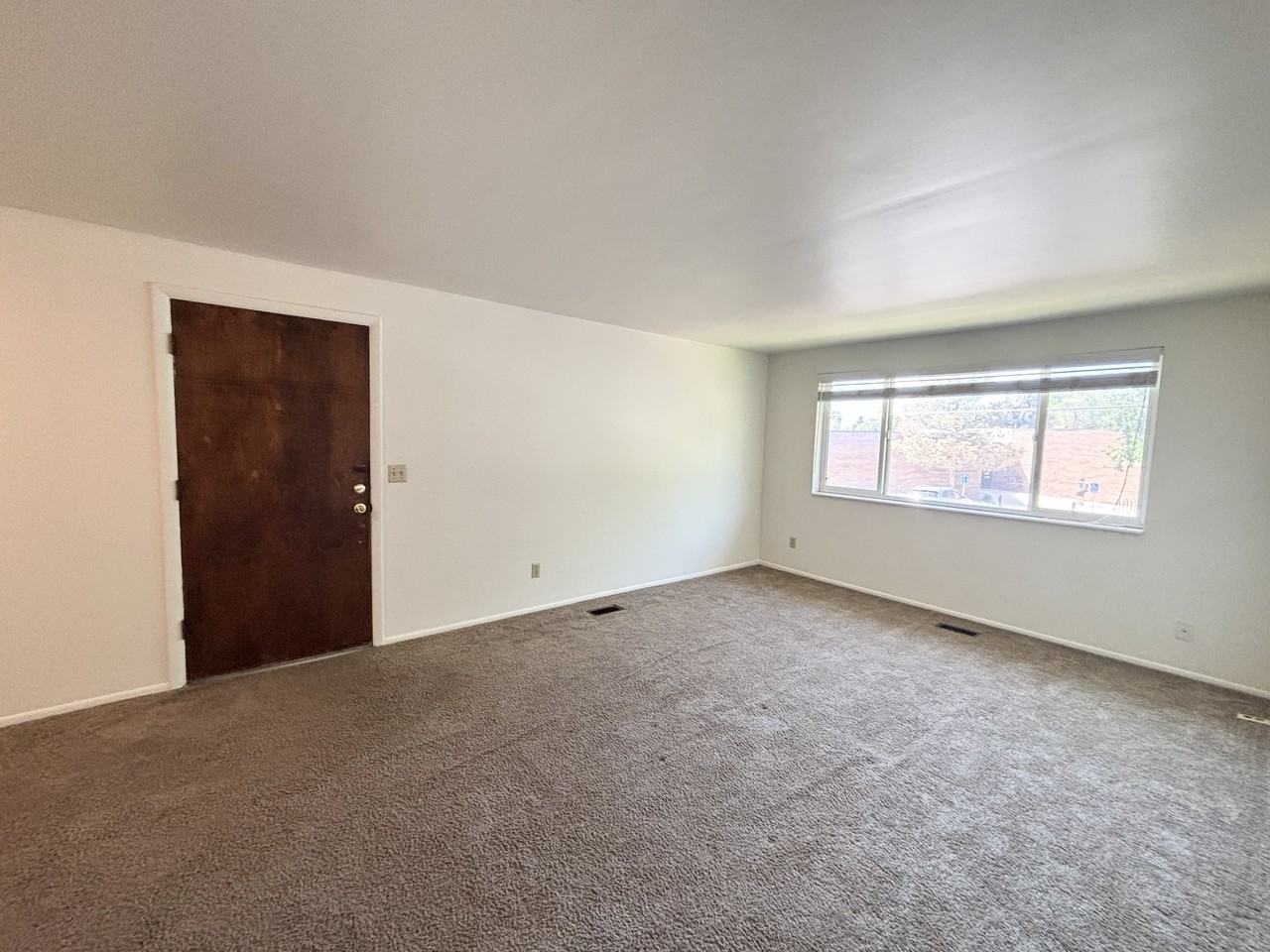 Cooper Apts 4768 - Photo 6 of 28