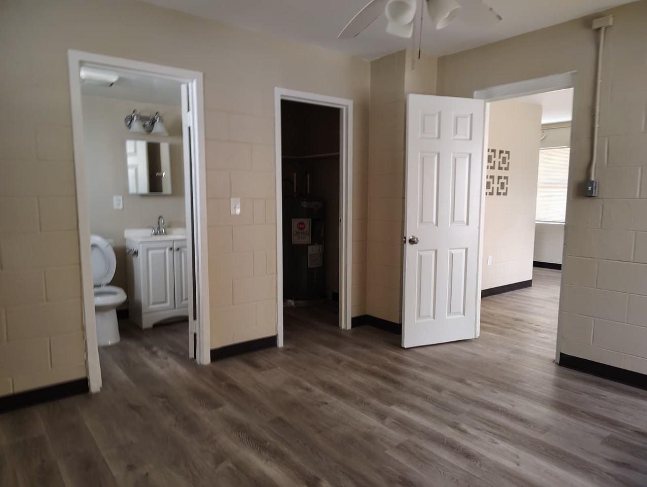2000 West Jackson Street - Photo 6 of 18