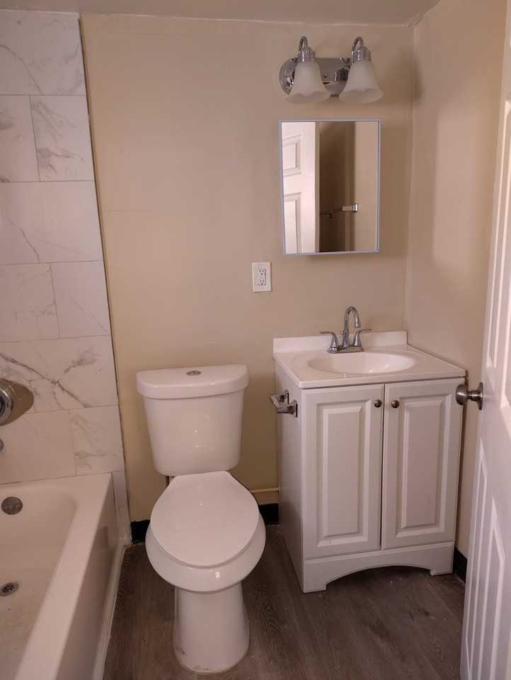 2000 West Jackson Street - Photo 7 of 18