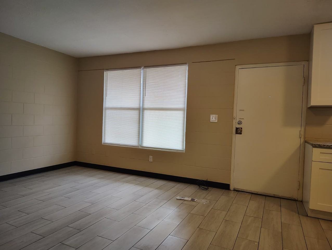 2040 West Church Street - Photo 2 of 9