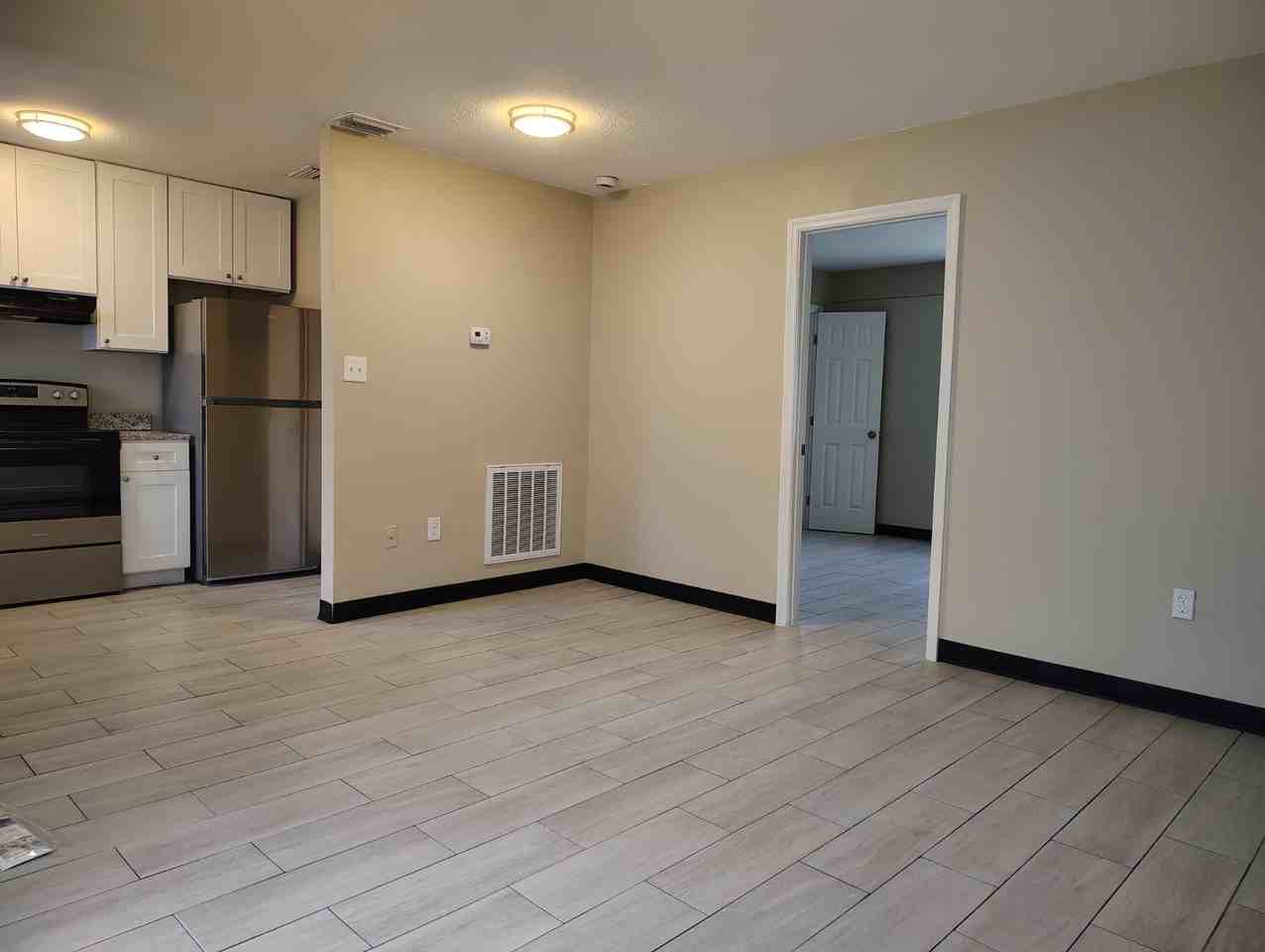 2040 West Church Street - Photo 4 of 9