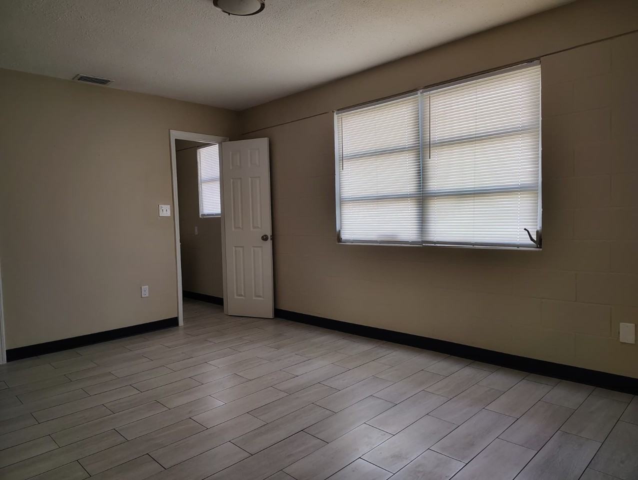 2040 West Church Street - Photo 5 of 9