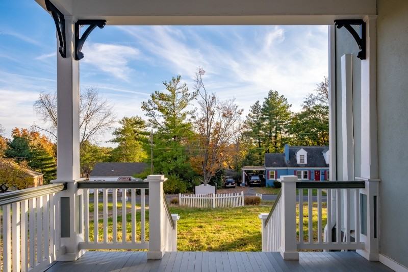 811 Westover Dr - Photo 3 of 22