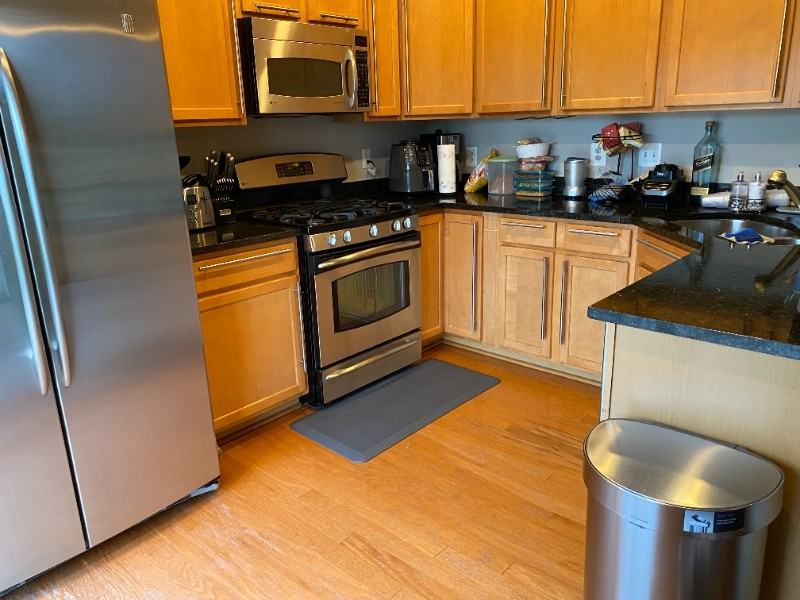 4469B Beacon Grove Cir #B - Photo 3 of 10