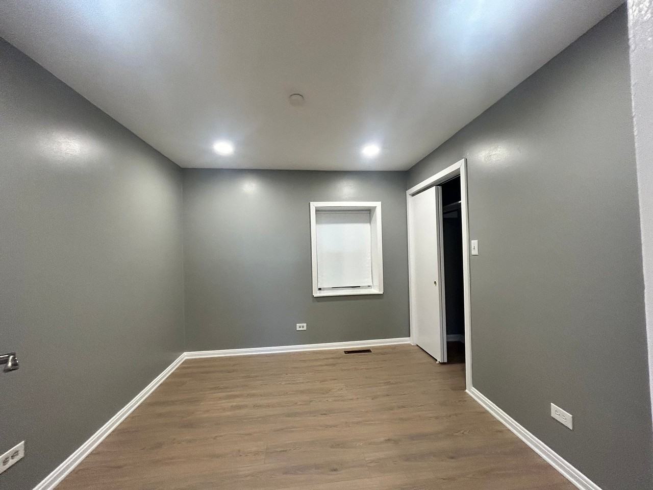 2900 S Quinn St #1F - Photo 4 of 10