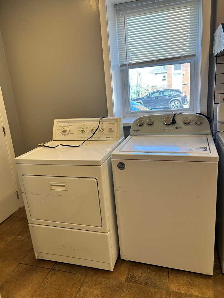 2900 S Quinn St #1F - Photo 5 of 10