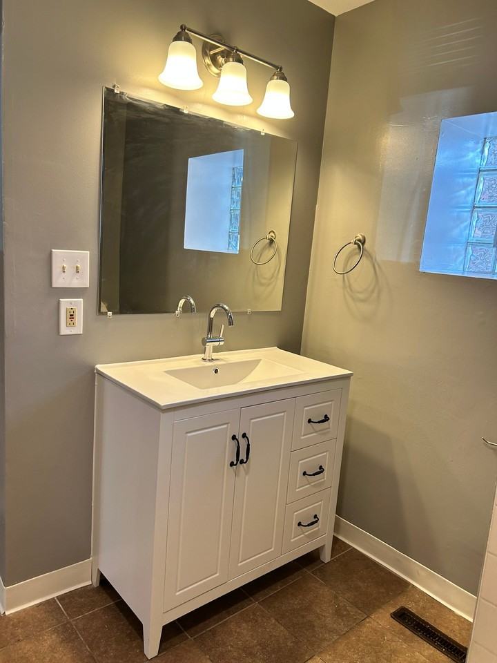 2900 S Quinn St #1F - Photo 6 of 10