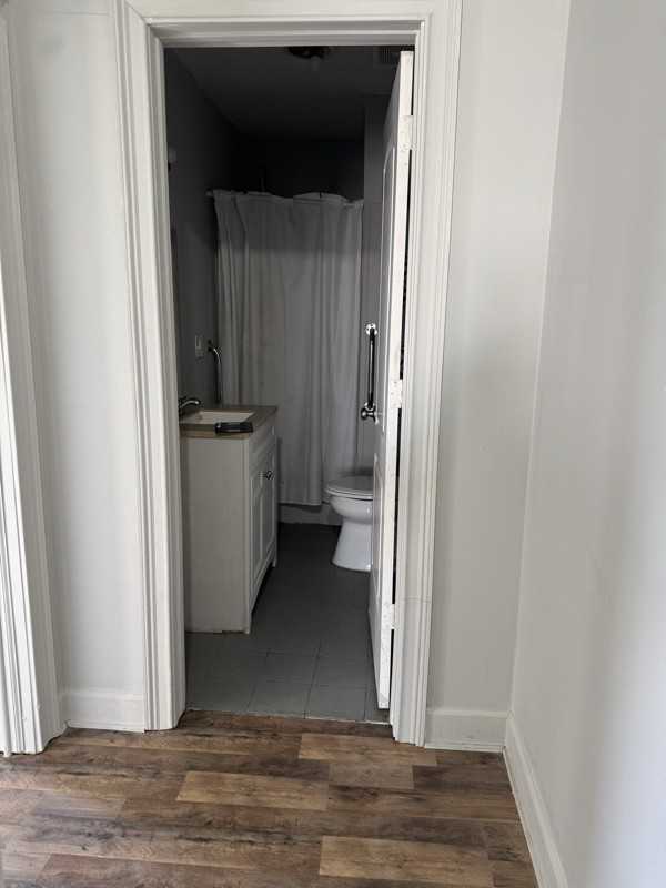 43 1/2 Rodgers Ave #4 - Photo 4 of 15