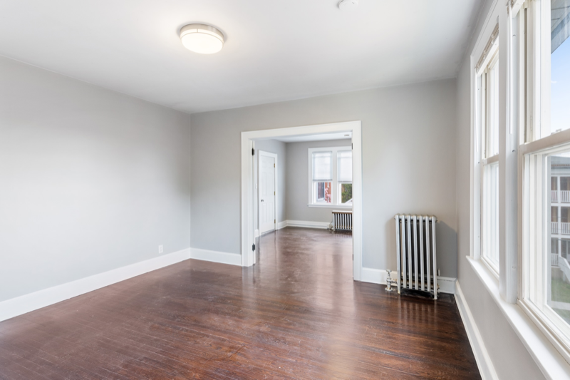 106 Silver St #2 - Photo 4 of 12