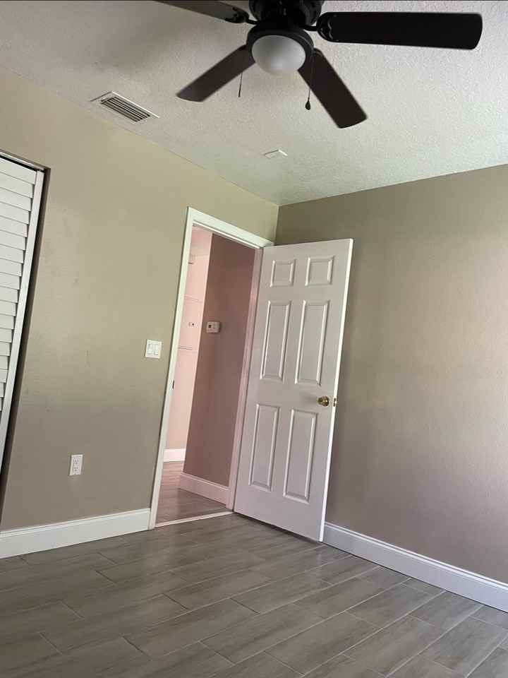 5228 Bogdonoff Dr - Photo 5 of 10