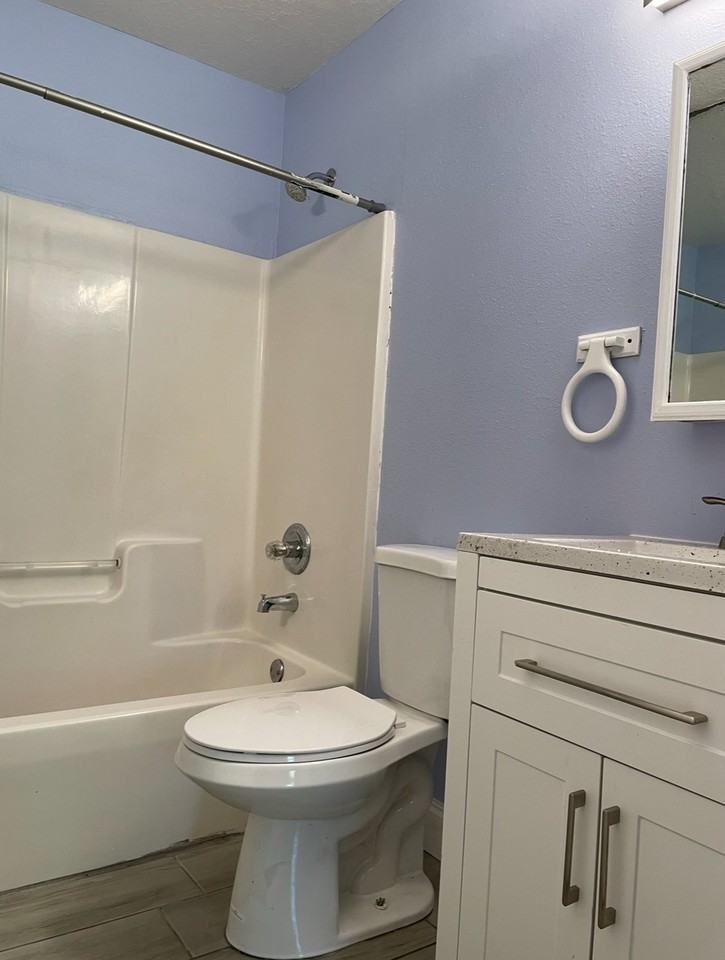 5228 Bogdonoff Dr - Photo 6 of 10