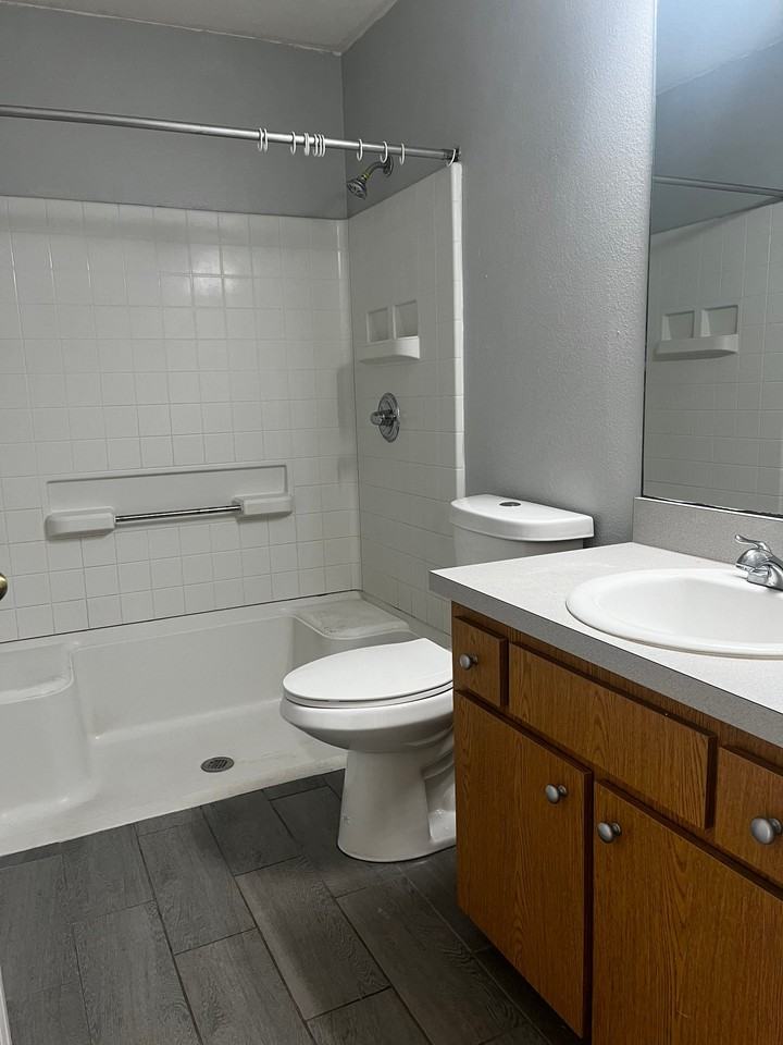 5228 Orange Ave #A - Photo 6 of 11