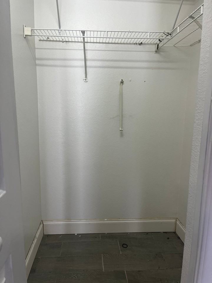 5228 Orange Ave #A - Photo 7 of 11