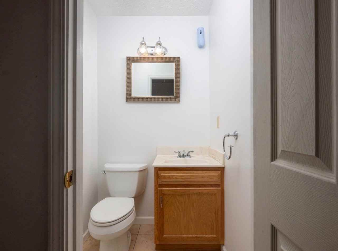 6 Lincoln Hts #B - Photo 7 of 18