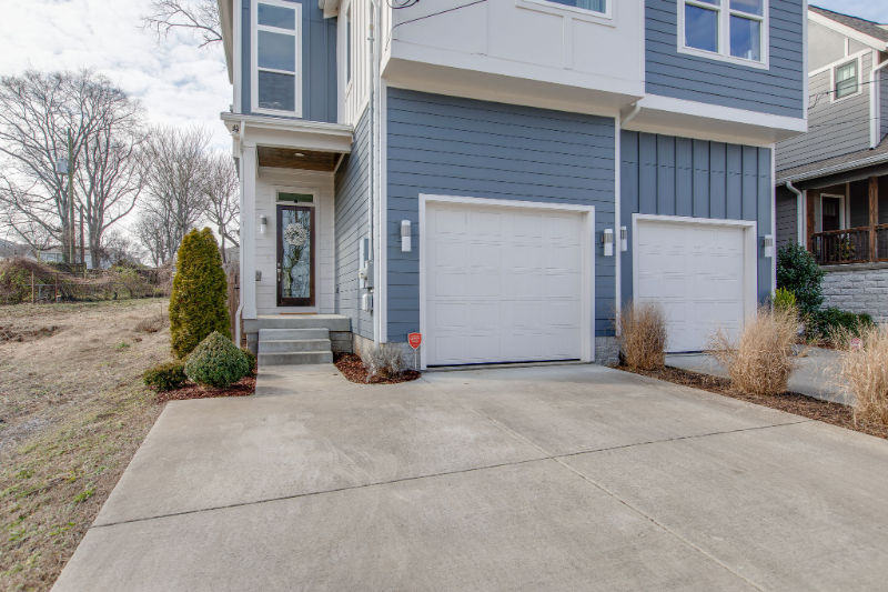 2815 W Kirkwood Ave #B - Photo 3 of 44