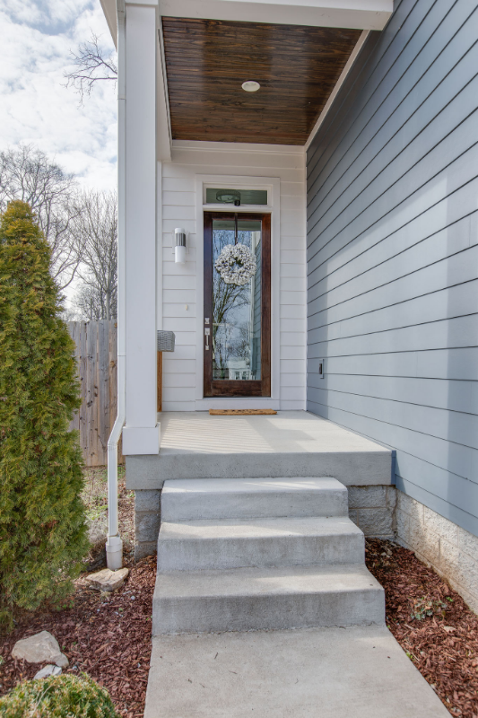 2815 W Kirkwood Ave #B - Photo 4 of 44