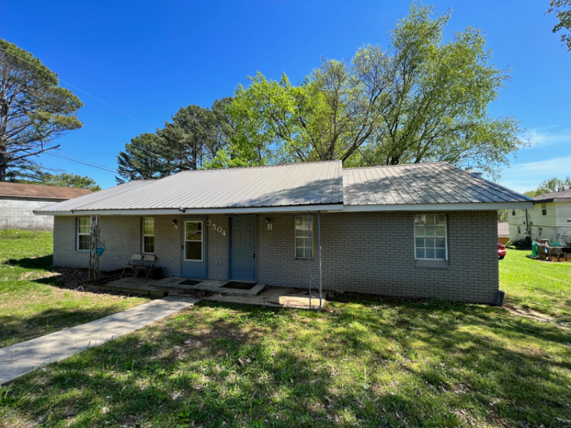3504 Cole Ave #B - Photo 2 of 11