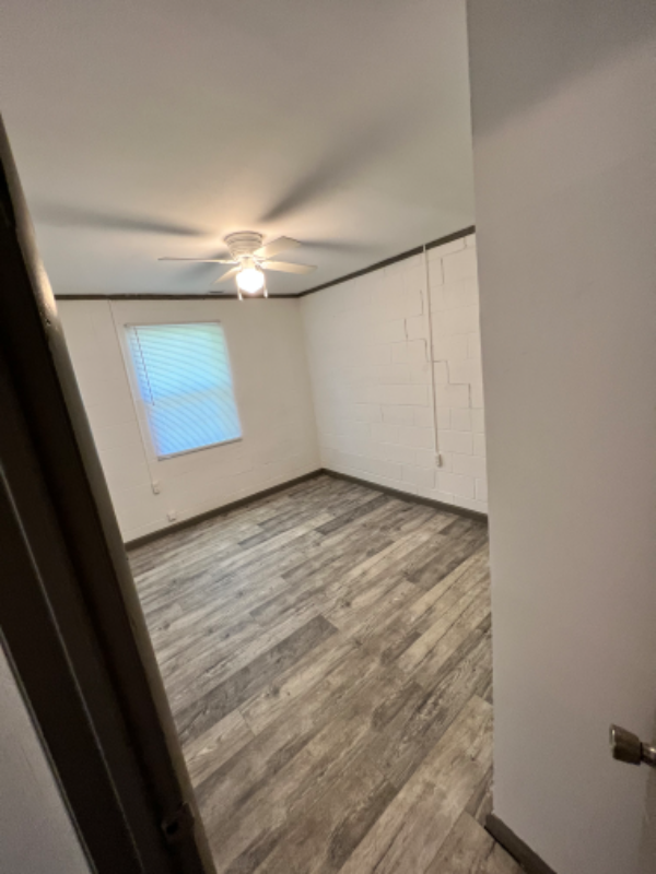 3504 Cole Ave #B - Photo 5 of 11