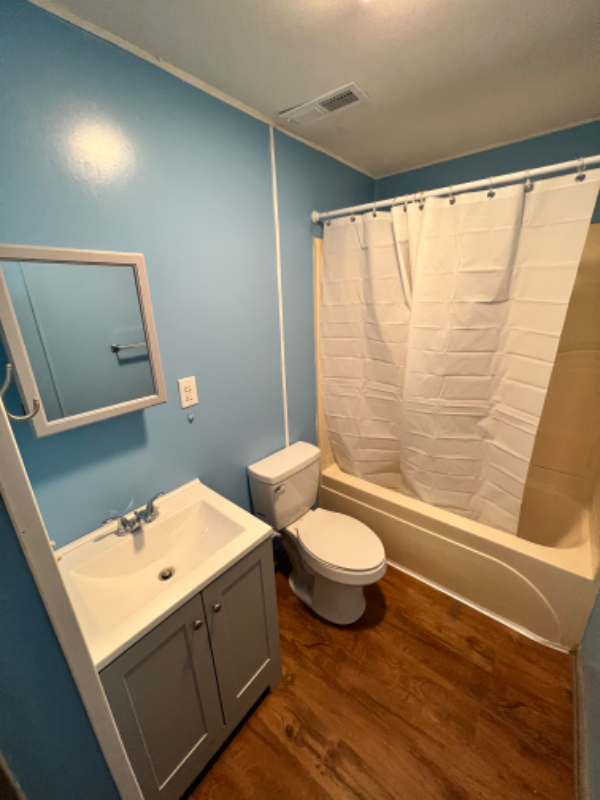 3504 Cole Ave #B - Photo 6 of 11