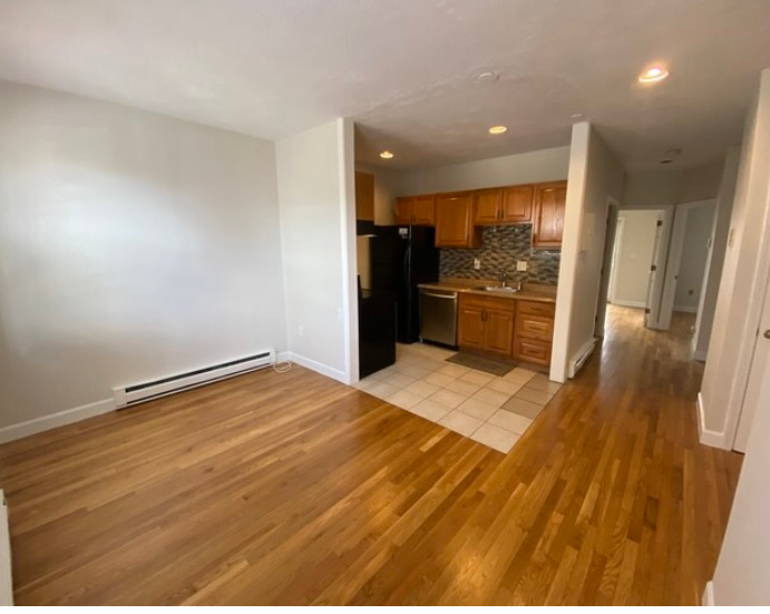 204 H St #2 - Photo 3 of 16