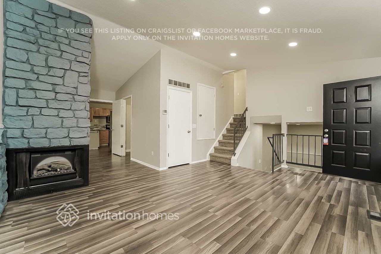 17832 E Purdue Pl - Photo 3 of 15