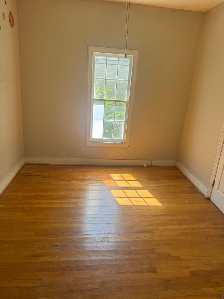8125 Jackson Ave - Photo 5 of 6