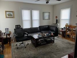 featured image of 10 Pratt St #2