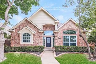 2710 Honeysuckle Dr - Photo 1 of 1