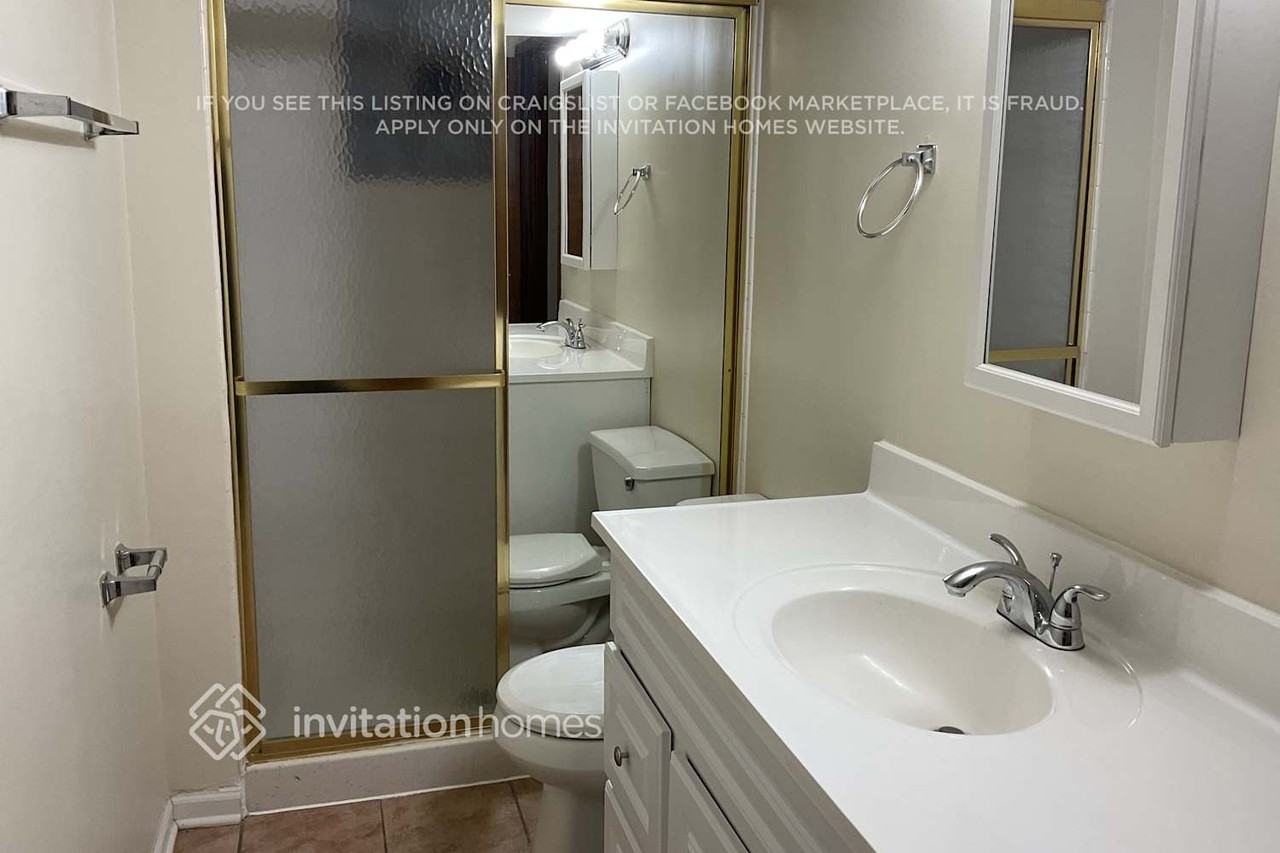 17301 Wausau Ct - Photo 7 of 8