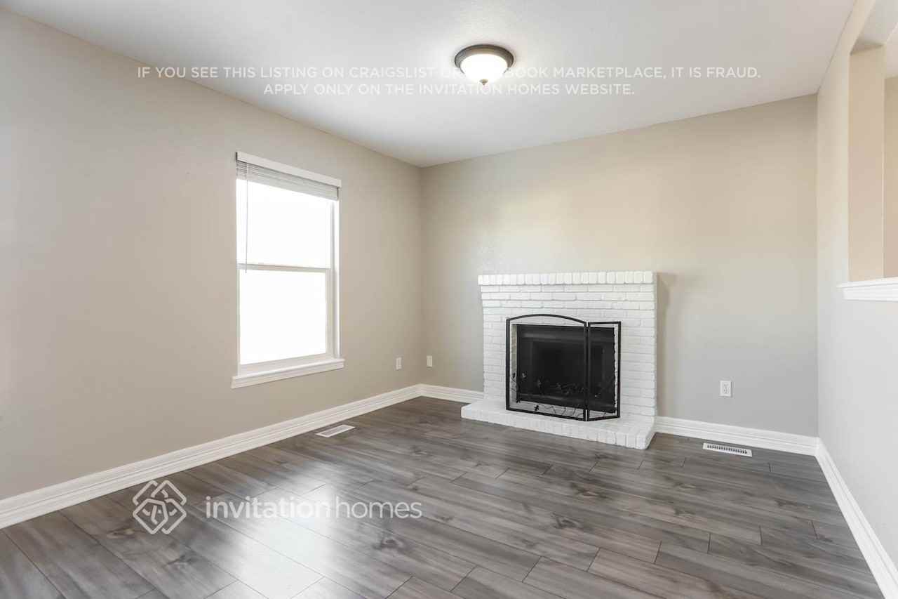 19418 E Purdue Cir - Photo 3 of 16