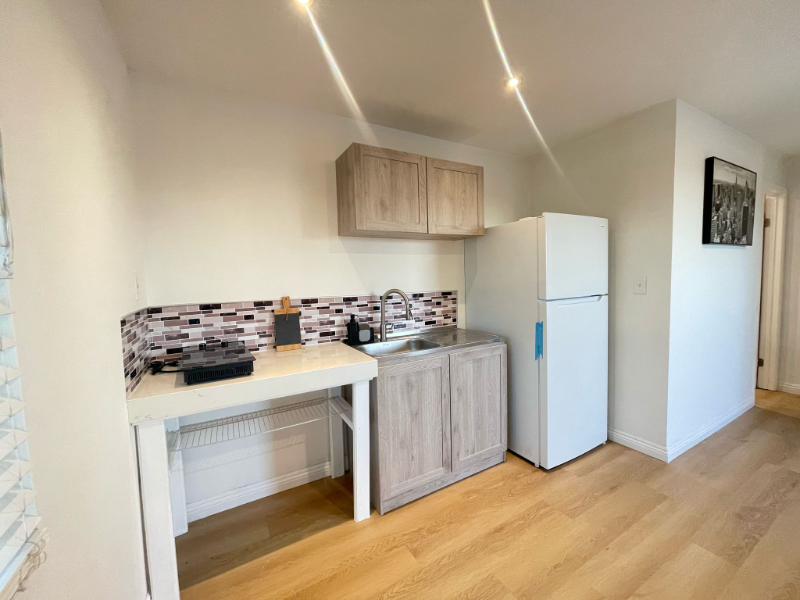 1400 Kim Pl - Photo 2 of 16