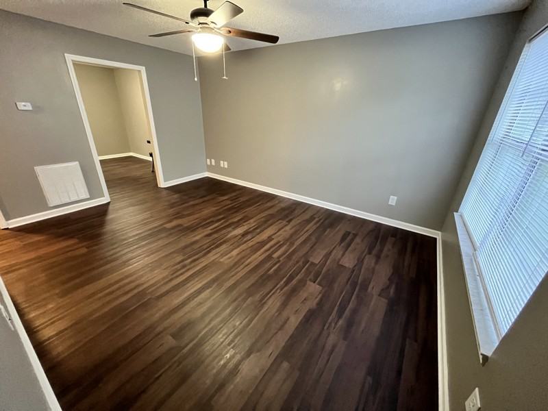 235 Buford Ridley Rd Se #O - Photo 5 of 11