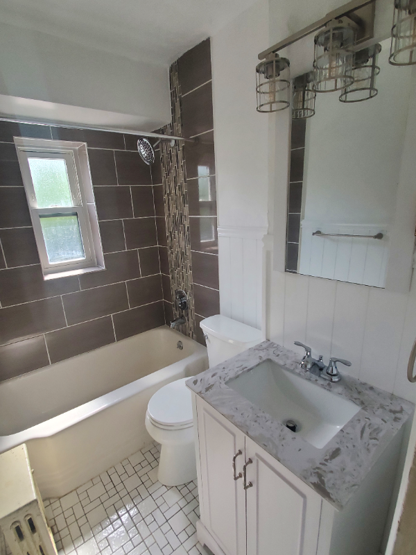 1 Glen Elm Dr #1 - Photo 7 of 12