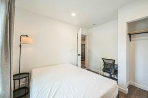 featured image of 364 Adelle St Se