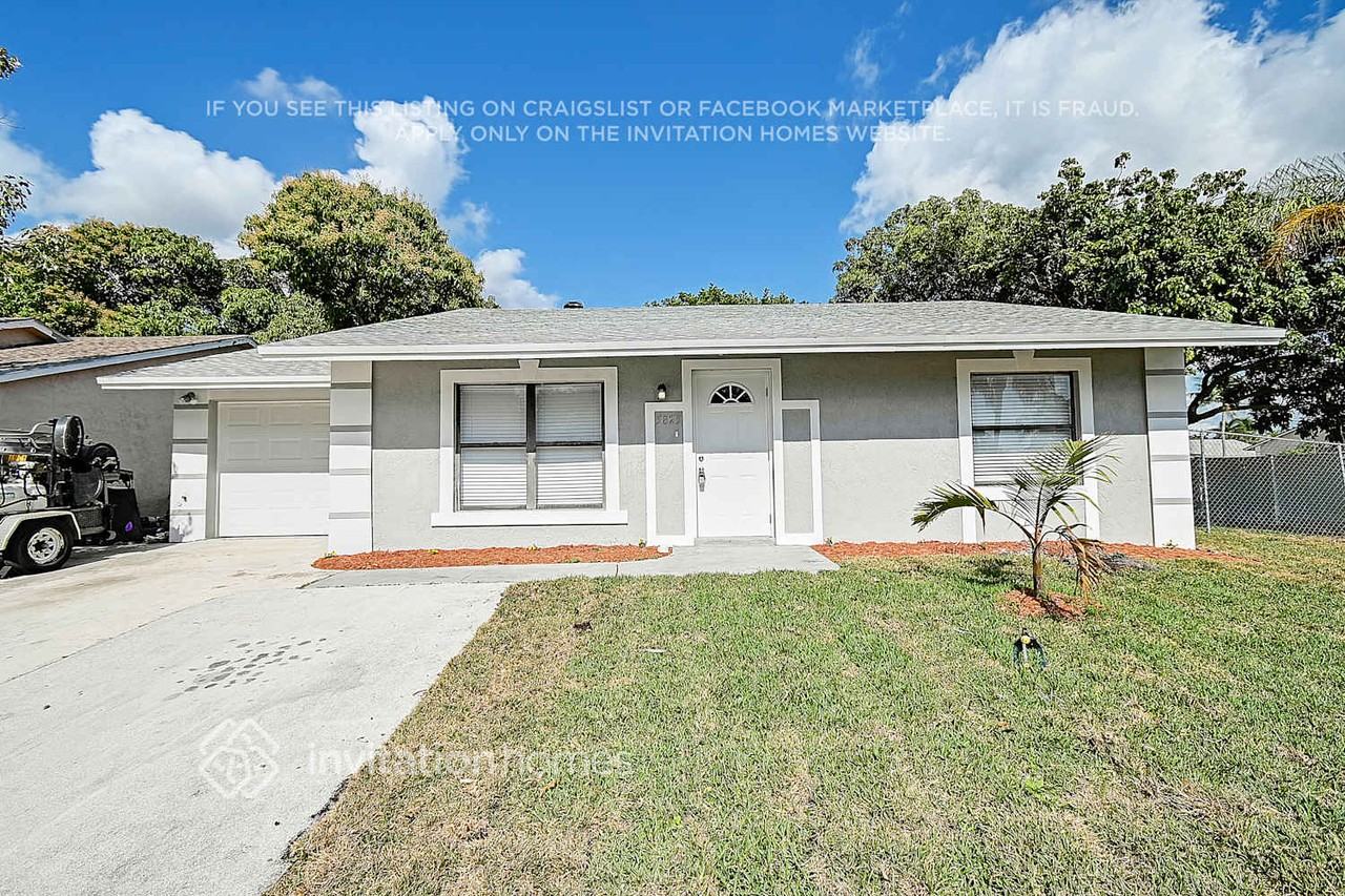 5825 Ithaca Cir W - Photo 2 of 26