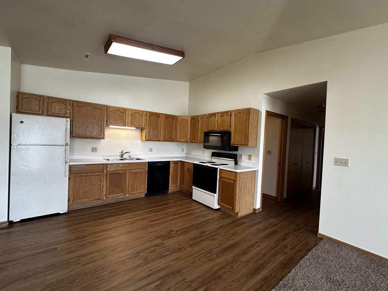120 Christopher Drive - Photo 2 of 17