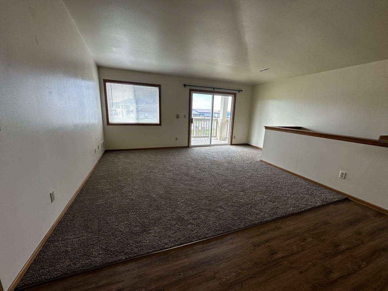 120 Christopher Drive - Photo 4 of 17