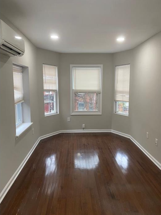1435 Cambridge Street - Photo 3 of 8