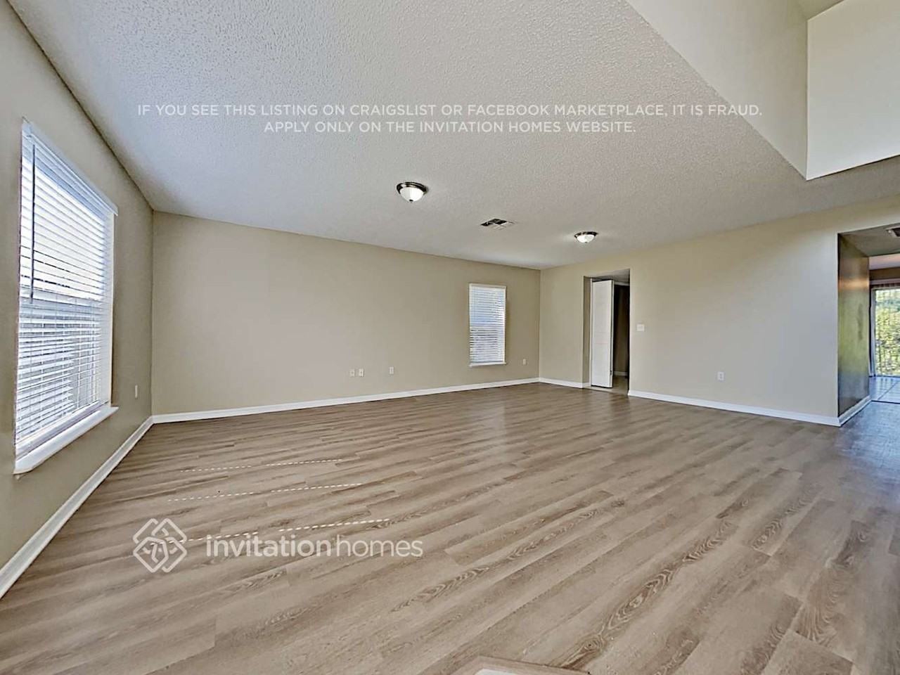 1225 Howland Blvd - Photo 6 of 19