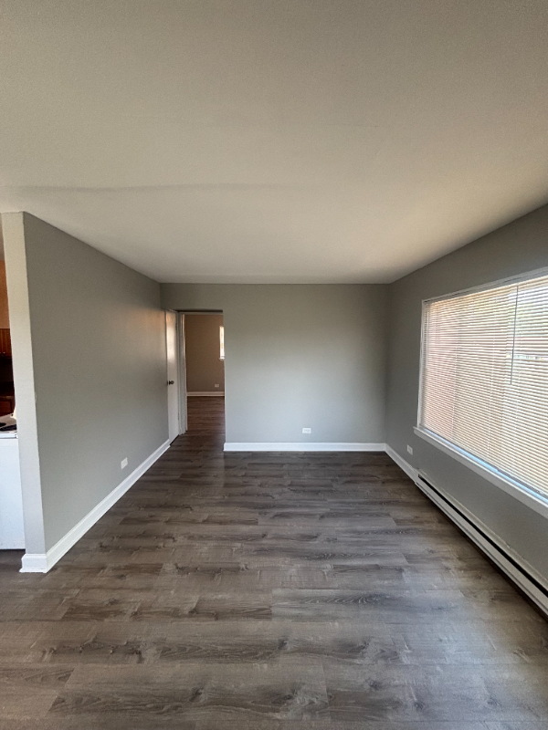 2109 W 119th St #2109-7 - Photo 3 of 5