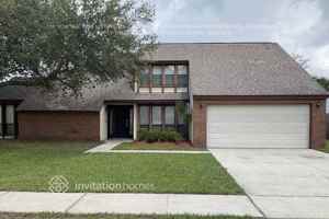 featured image of 3741 Linsbury St