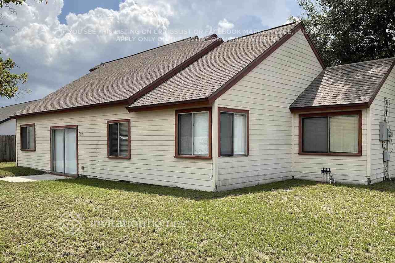 3741 Linsbury St - Photo 5 of 7