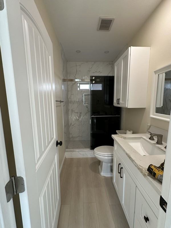 543 W G St - Photo 6 of 13