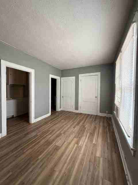 900 Broadway - Photo 2 of 5